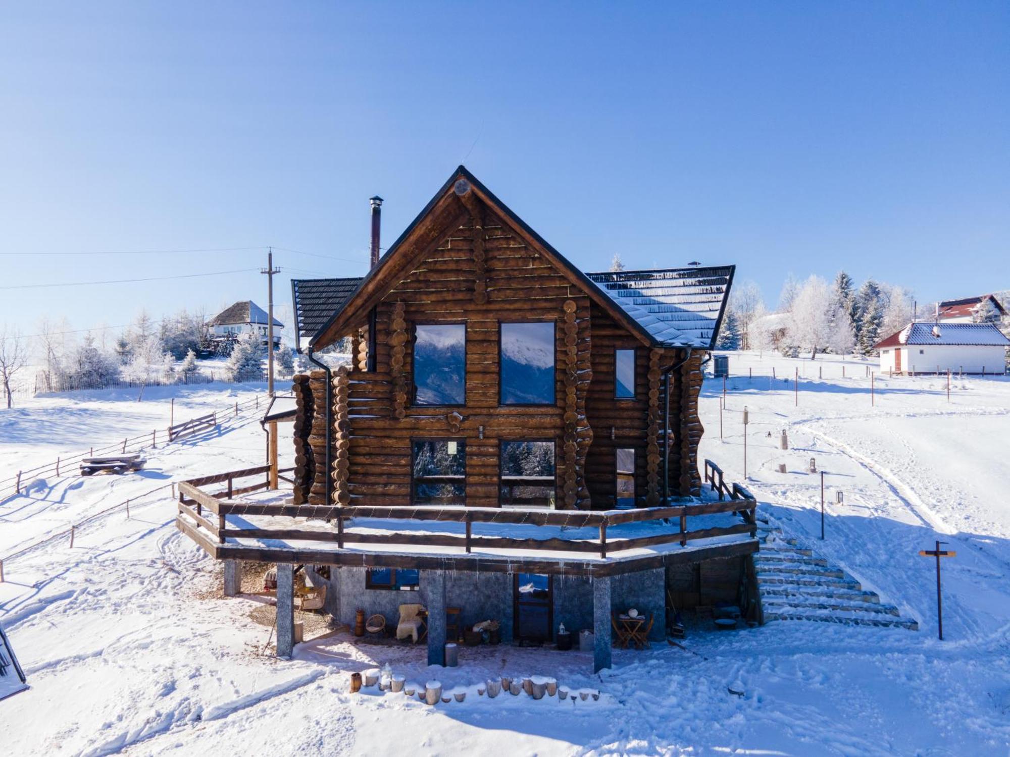 The Barn Villa Şirnea Exteriör bild