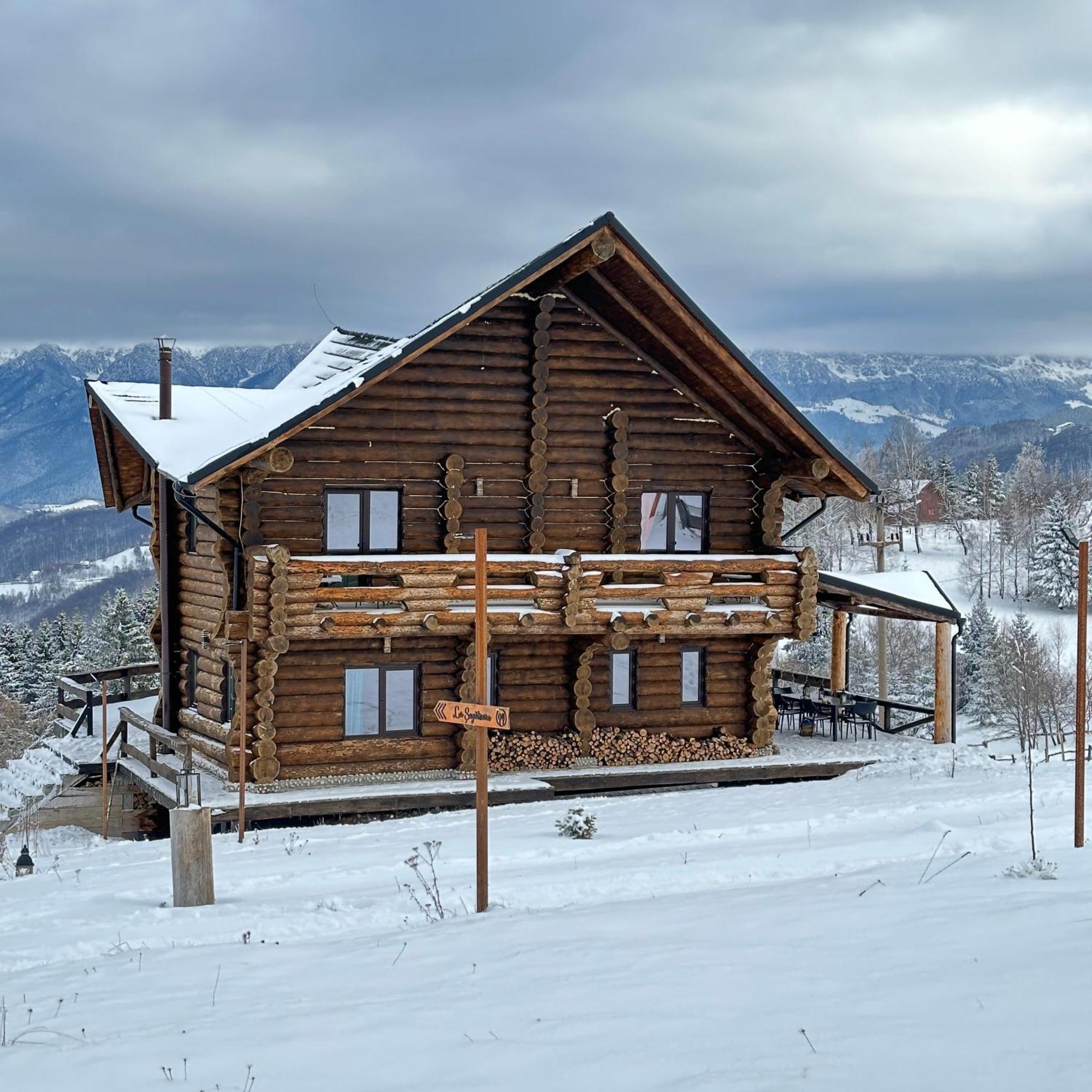 The Barn Villa Şirnea Exteriör bild