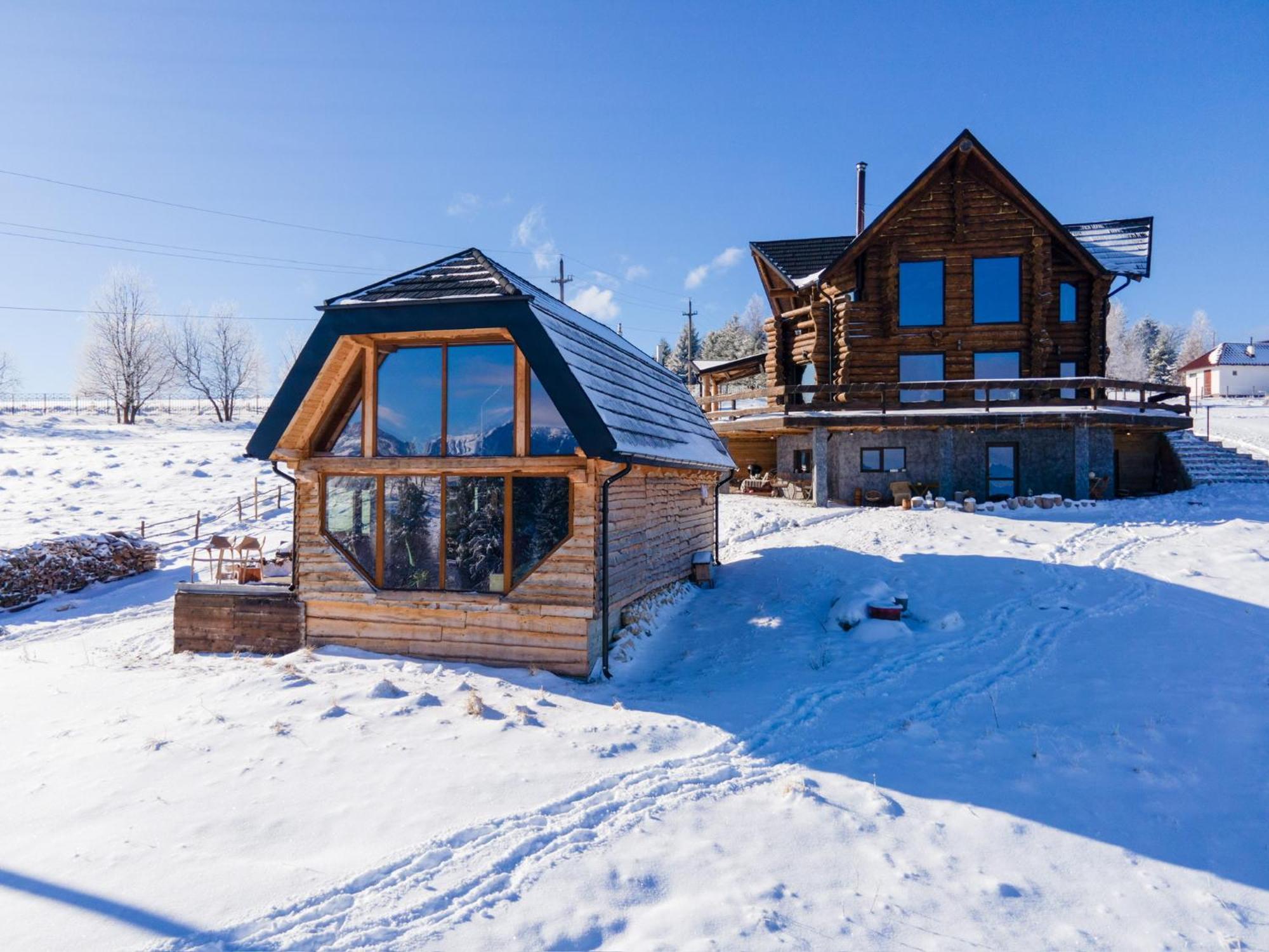 The Barn Villa Şirnea Exteriör bild