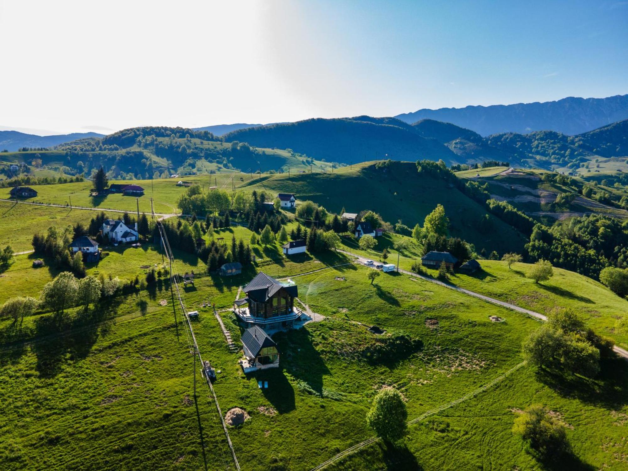 The Barn Villa Şirnea Exteriör bild